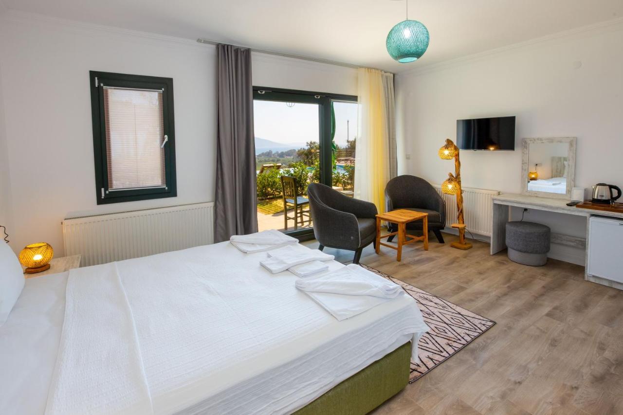 Beacon Hill Suites Акьяка Экстерьер фото